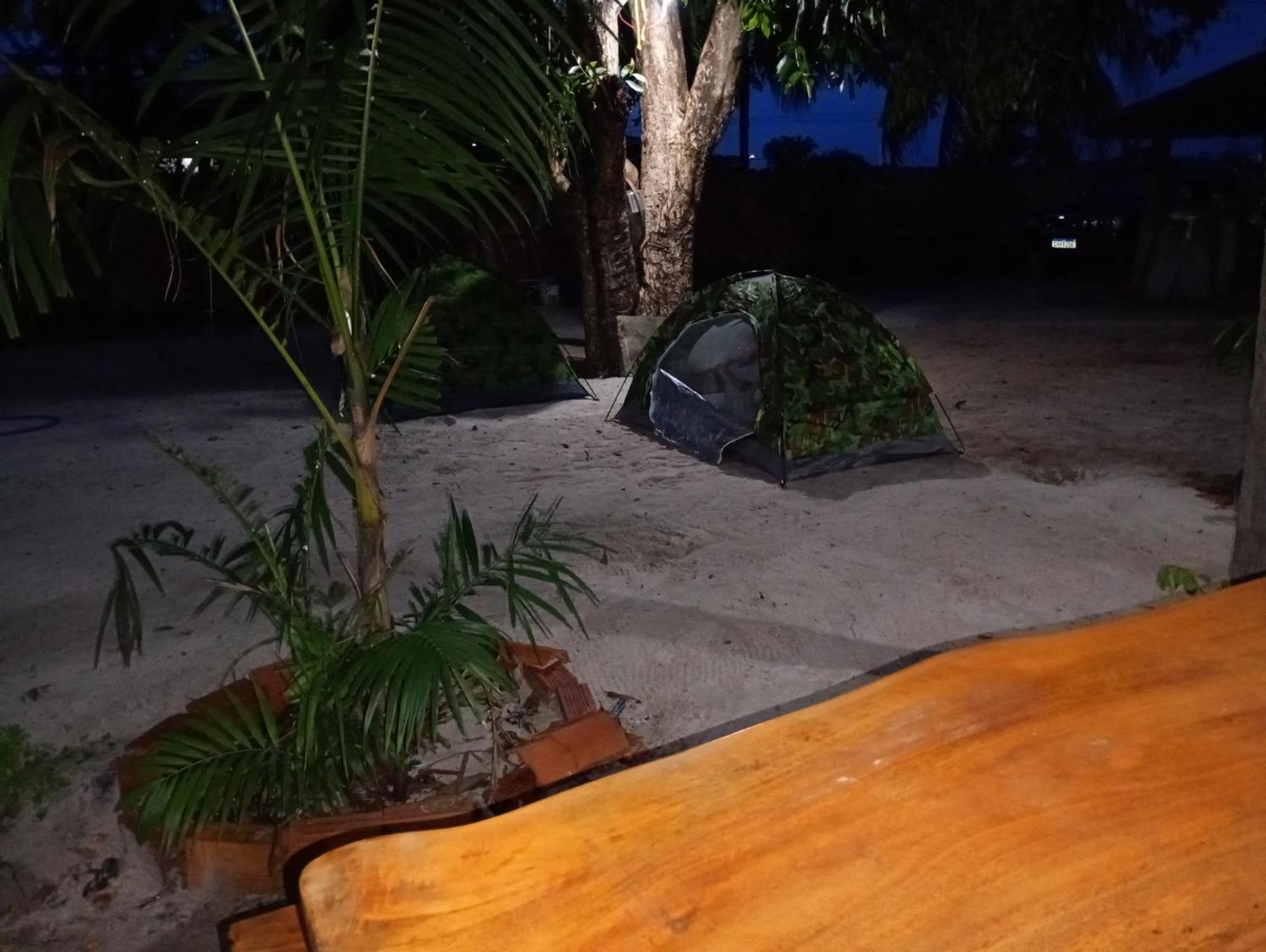 Hostel E Camping Na Rua Das Flores Santo Amaro do Maranhao Esterno foto