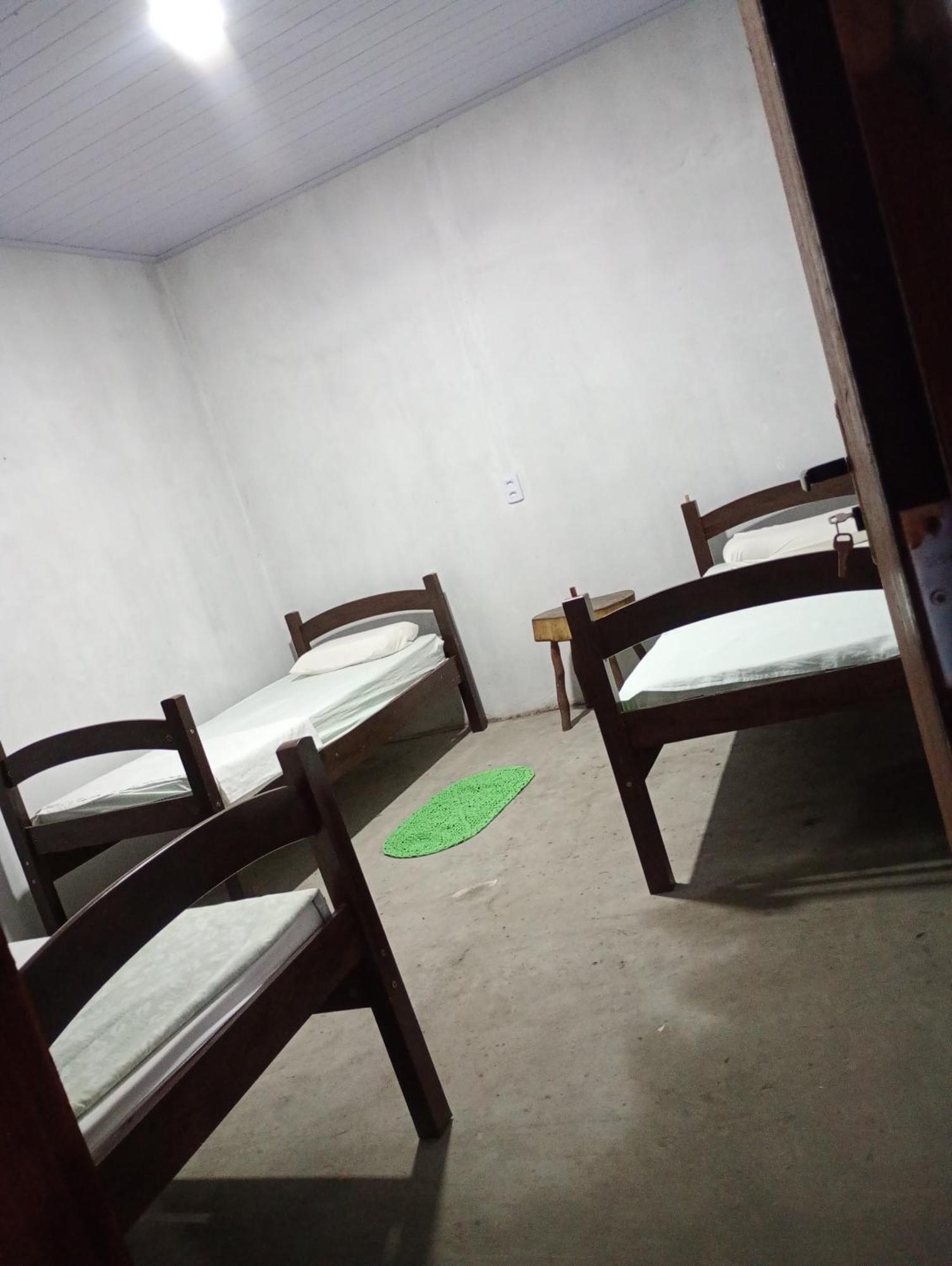 Hostel E Camping Na Rua Das Flores Santo Amaro do Maranhao Esterno foto