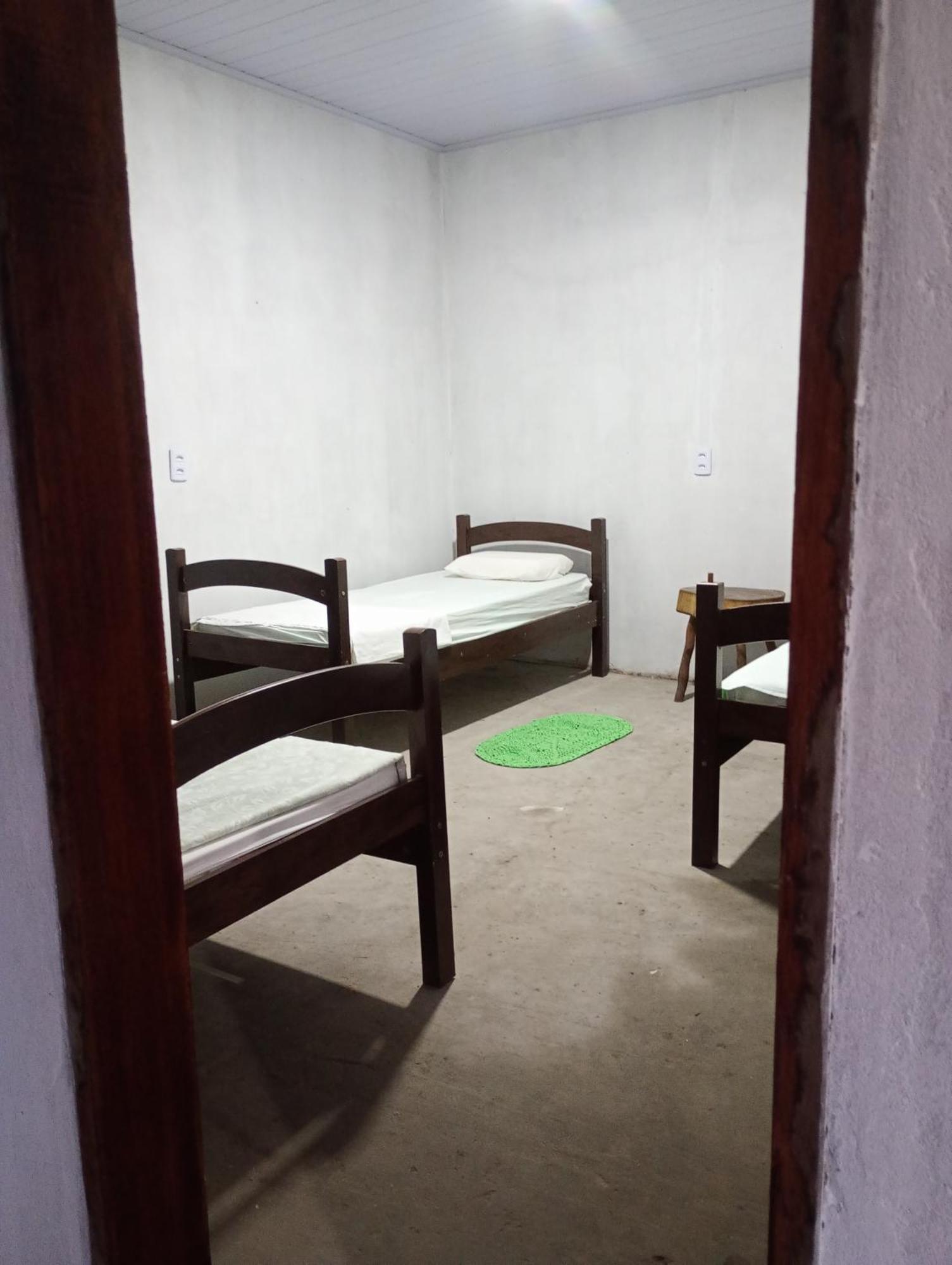Hostel E Camping Na Rua Das Flores Santo Amaro do Maranhao Esterno foto